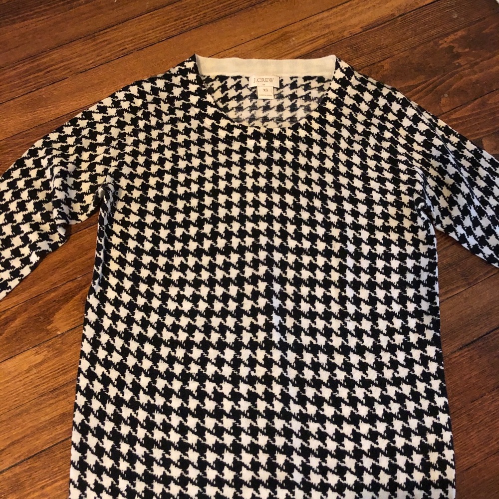 JCrew Houndstooth 3/4 sleeve sweater
